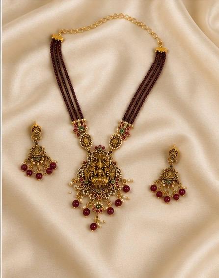 Lakshmi Heritage Beaded Necklace Set_Maroon