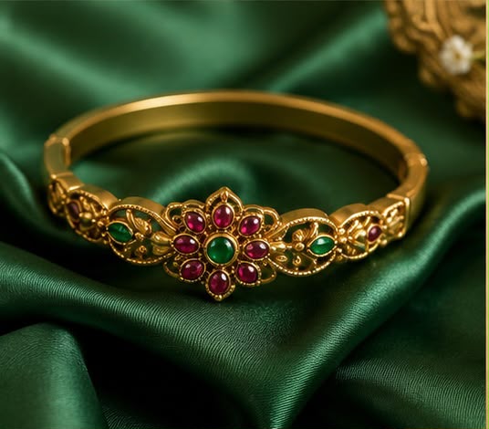 Vintage Floral Bracelet