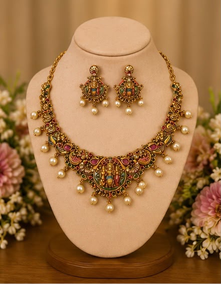 Temple Heritage Necklace Set