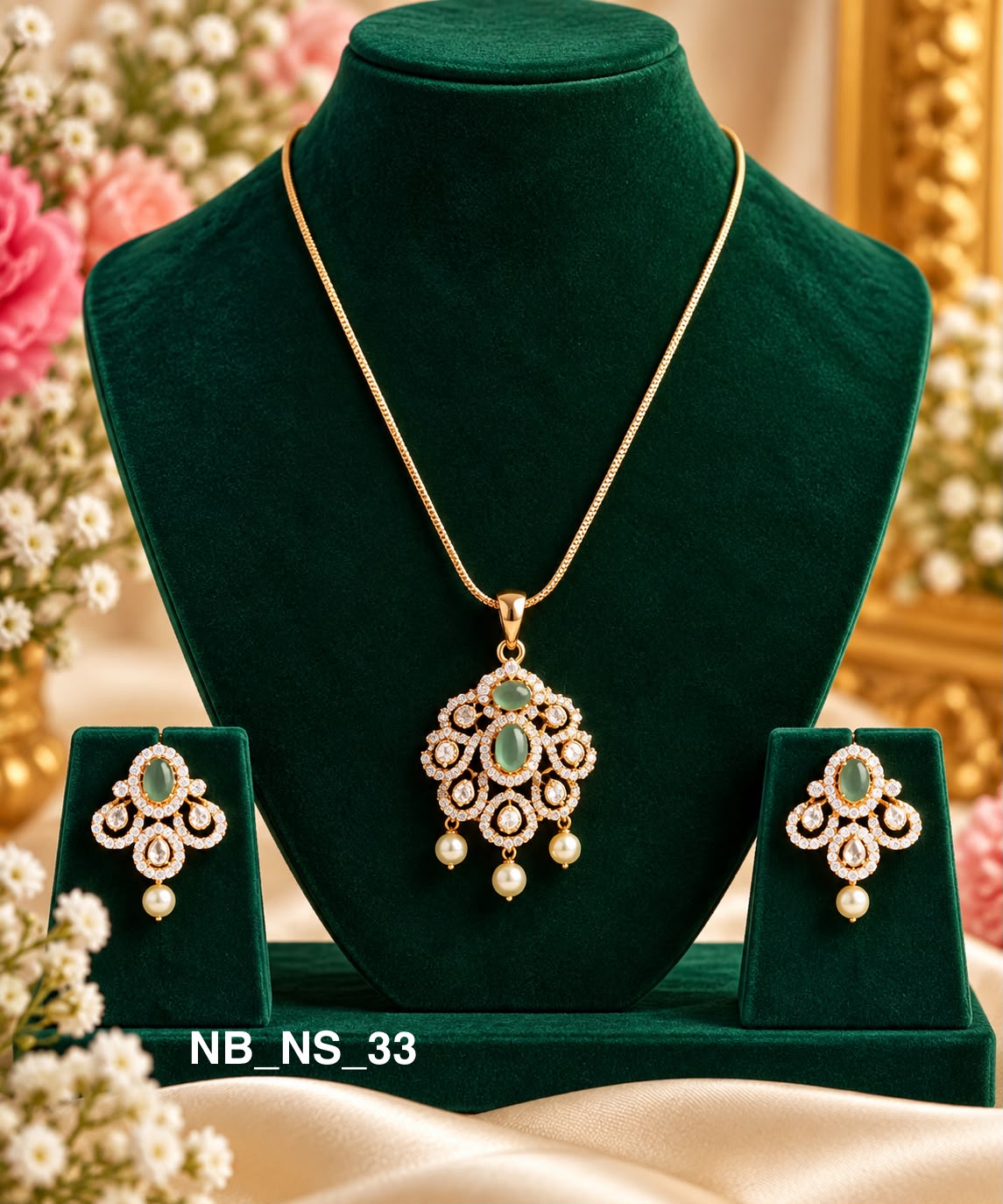 Emerald Green Kundan Necklace Set